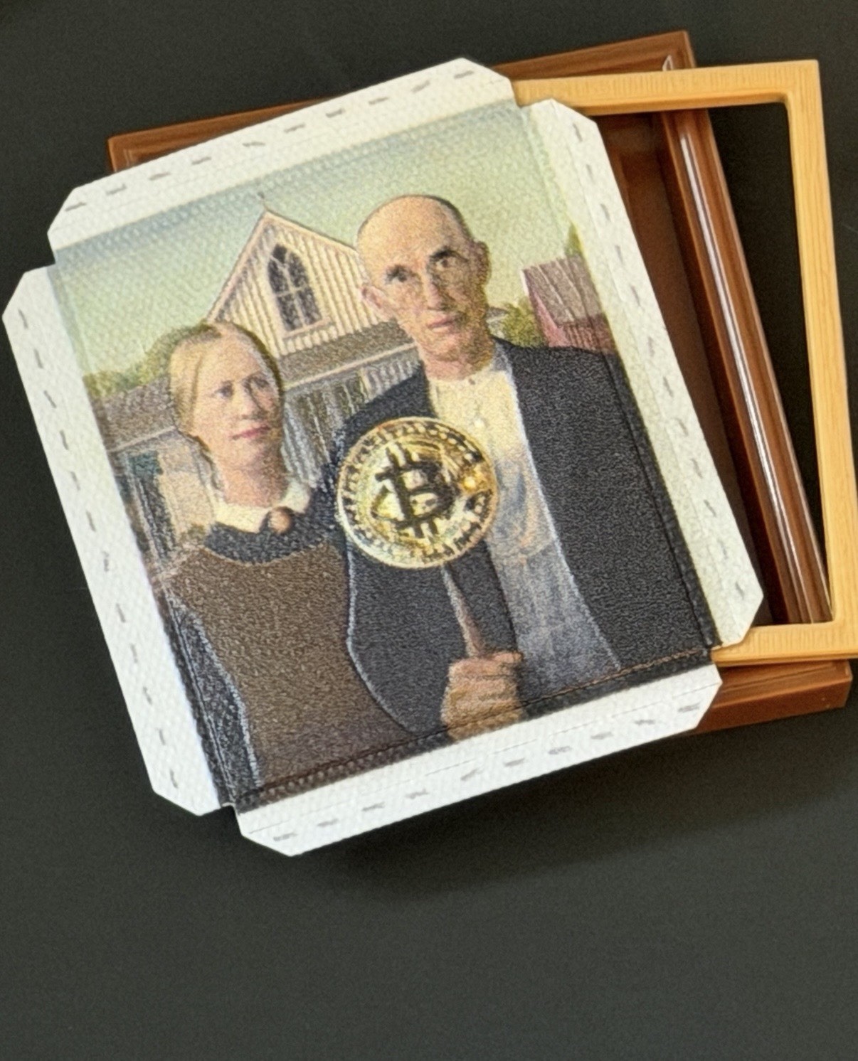 ZURU Mini Brands Create Masterpieces American Gothic ‘B Coin’ Luxury Canvas