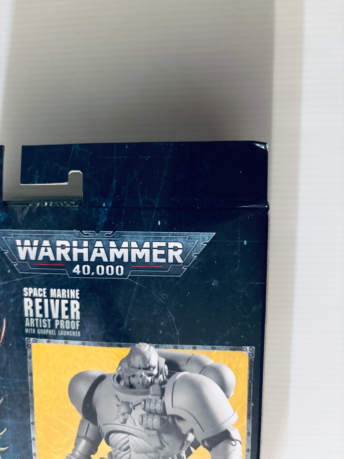 McFarlane – Warhammer 40,000 – Space Marine Reiver Artist Proof – Box Wear