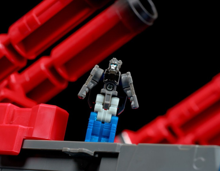 Fortress Maximus Titan Class SDCC Exclusive | Transformers Generations Titans R