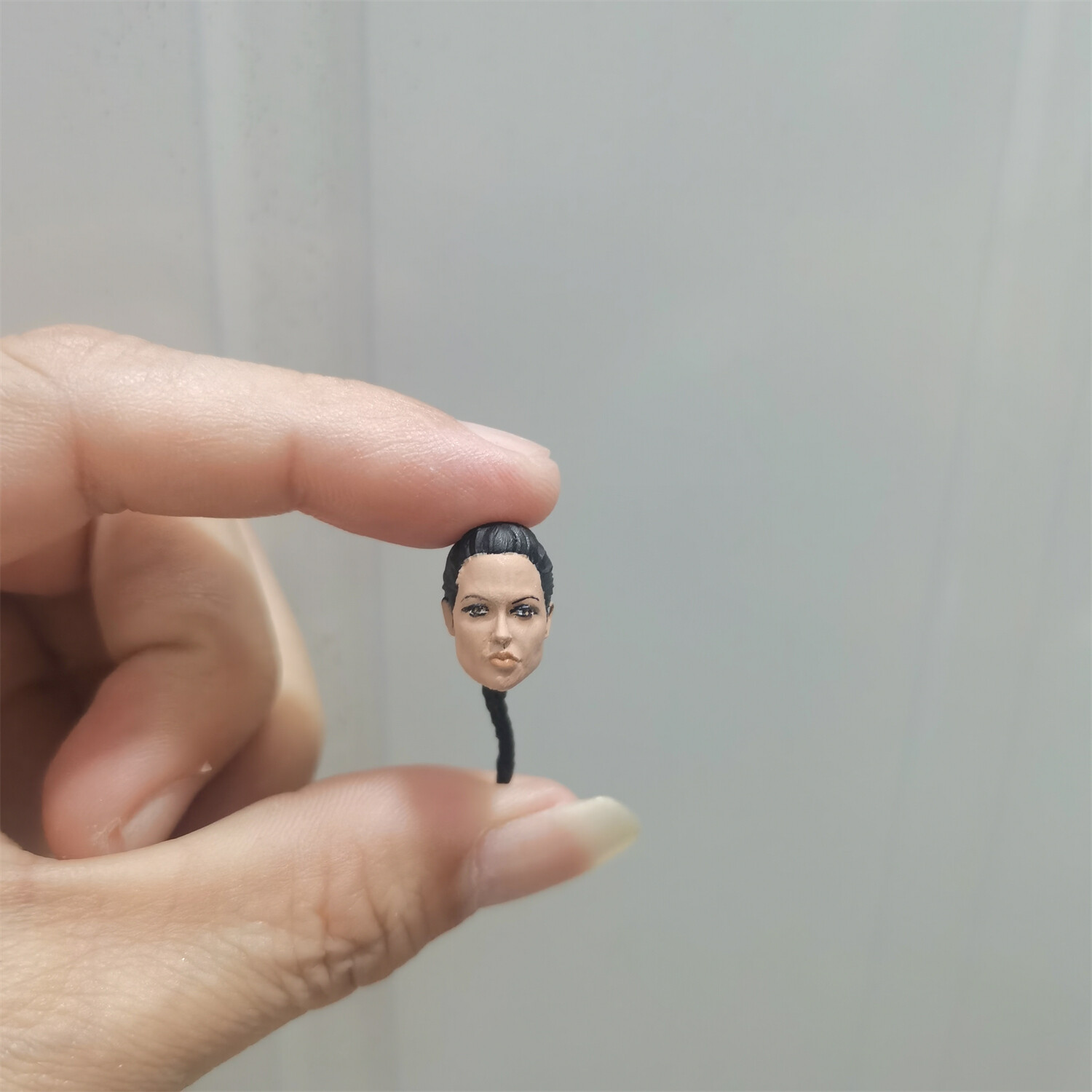 1/18 Lara Croft Angelina Jolie Head Carved Fit for 3.75 » Action Figure