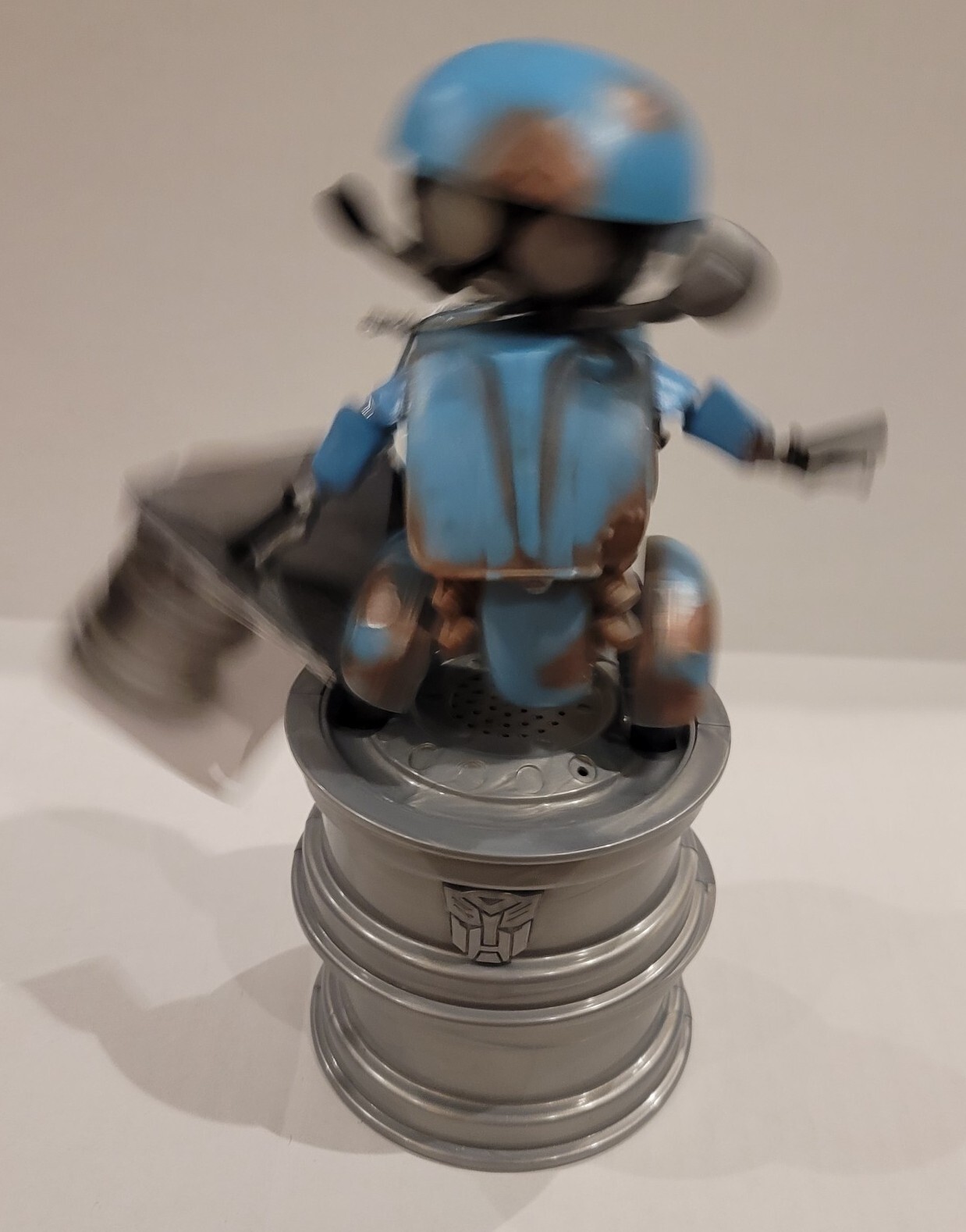Transformers Dancing Sqweeks Autobot Figure Model TF-408 Music Motion Activated