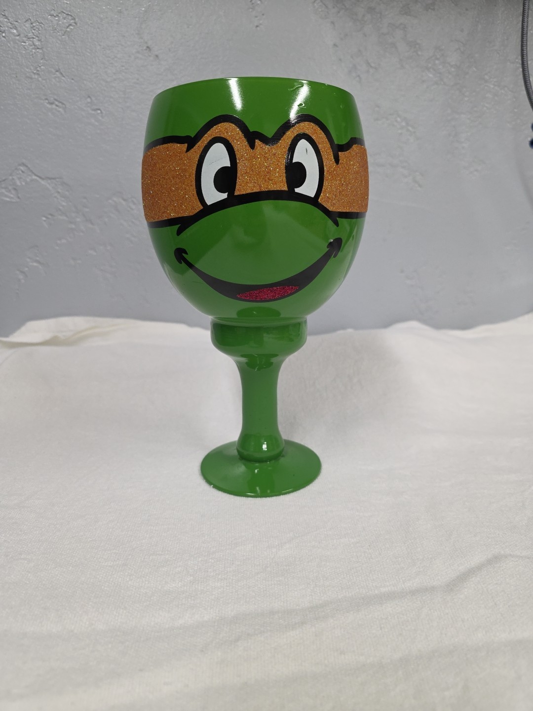 teenage mutant ninja turtles Michael Angelo Pedestal Glass