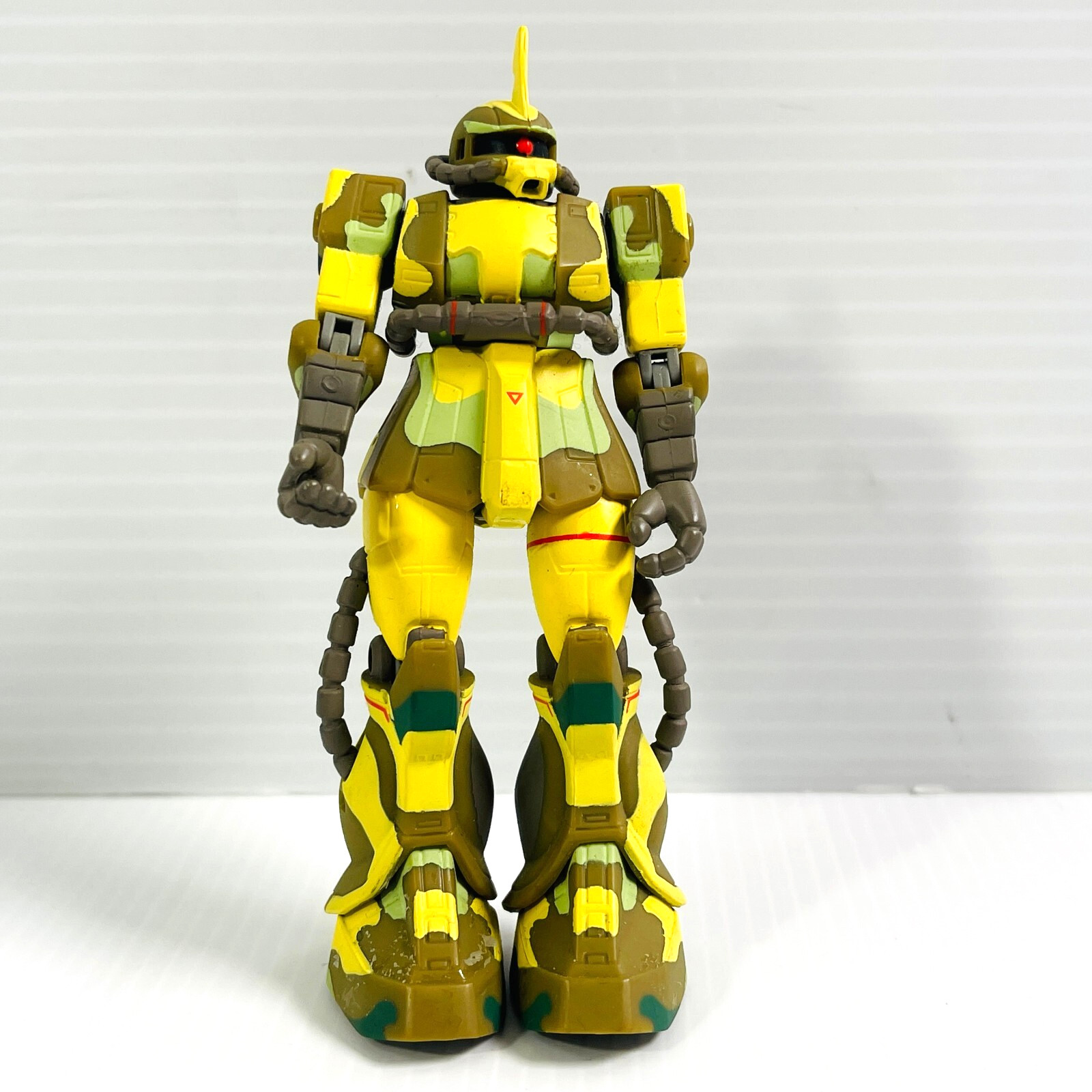 Gundam Bandai Mobile Suit Fighter MS-06J Zaku Jungle Camouflage Action Figure
