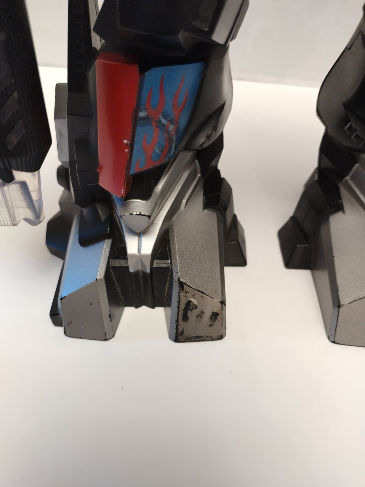 Optimus Prime Mega Power Bot Transformers Light-Up Talking 12&Prime;