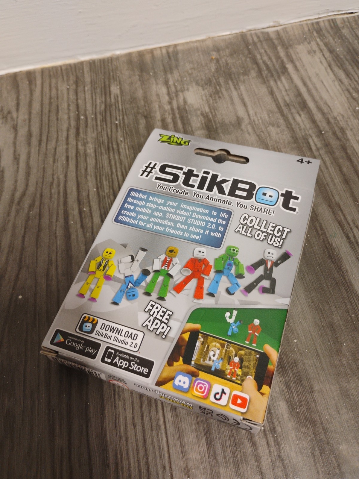 Stikbot New In Box Zing Poseable Figure NEW Green Glasses Gray Shirt Blue Jeans