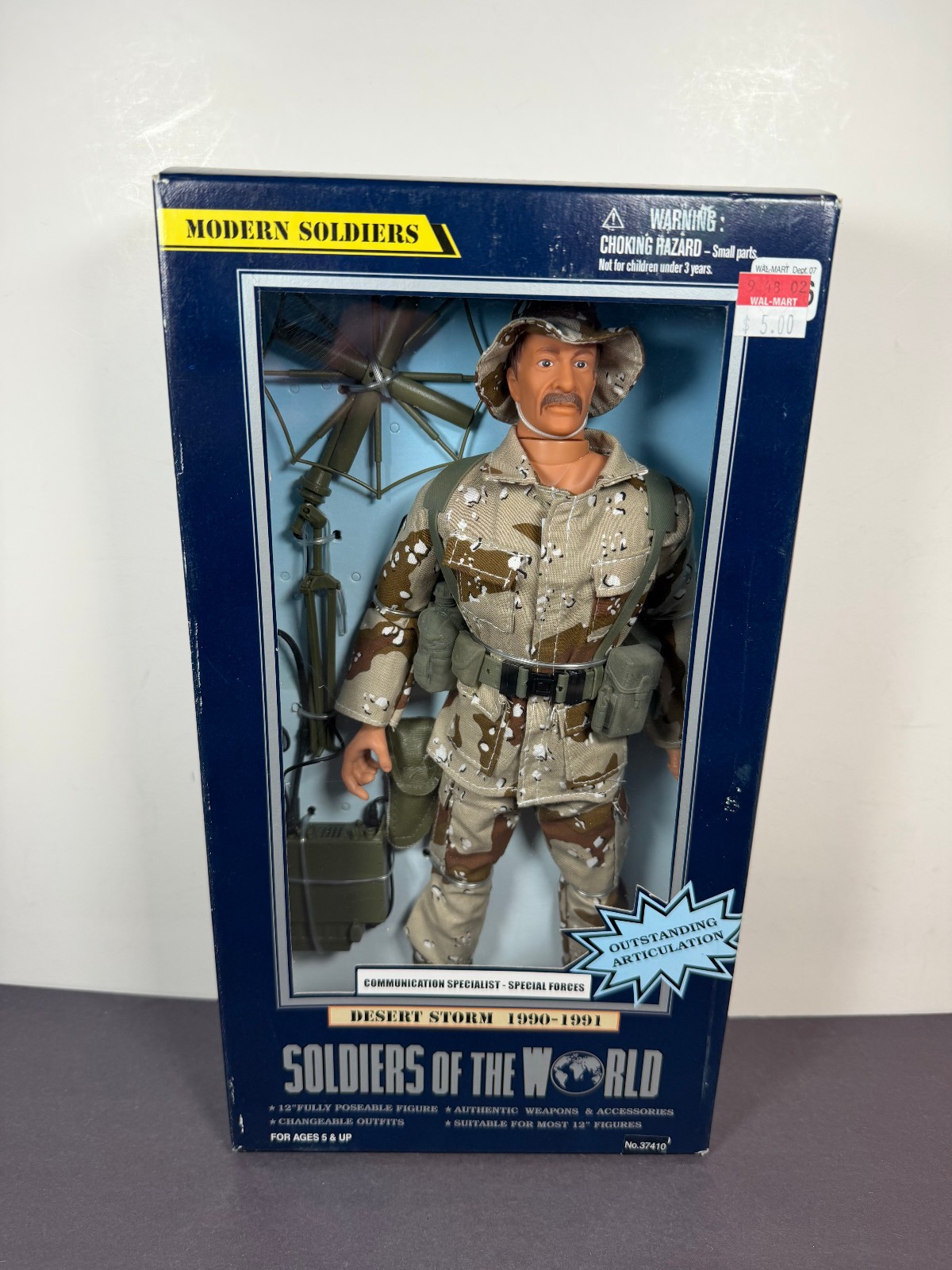Soldiers of The World Desert Storm COMMUNICATION SPECIALIST 12&Prime; Figure 1/6 Scale