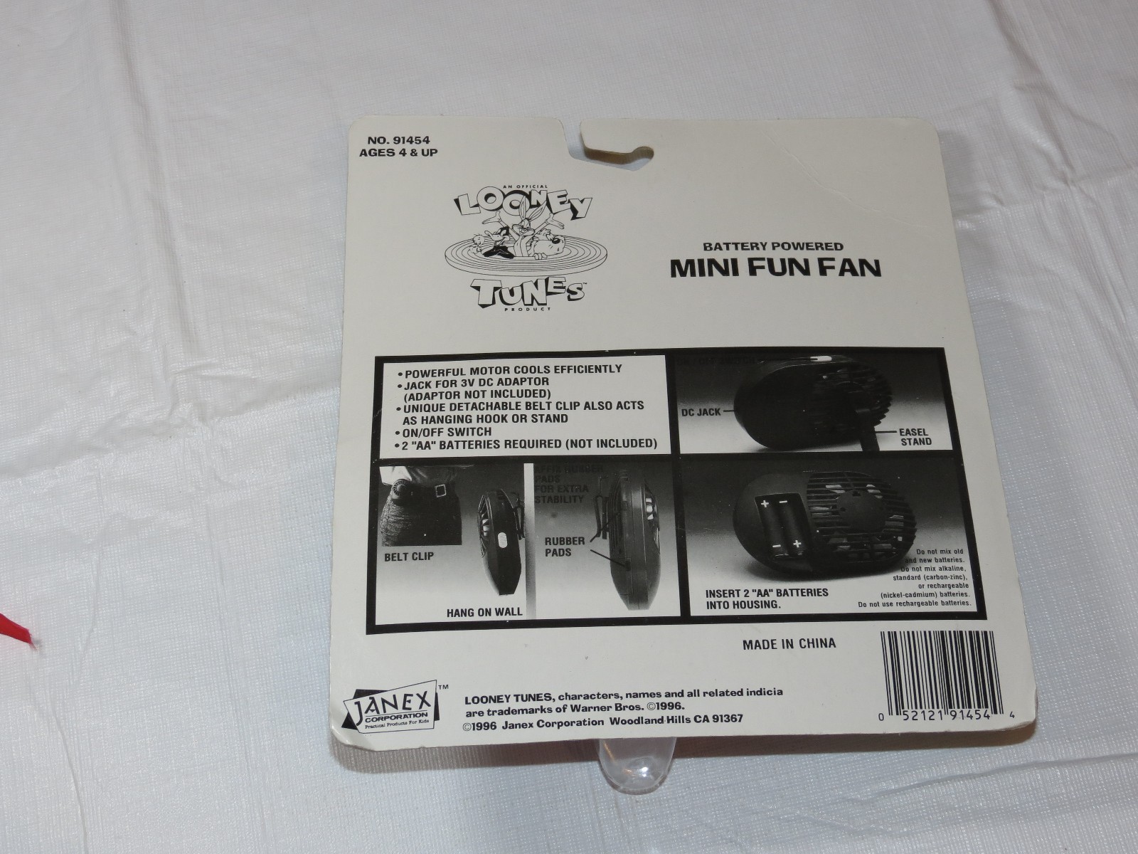 Looney Tunes Battery Powered Mini Fun Fan J Frog Janex with Belt Clip NEW