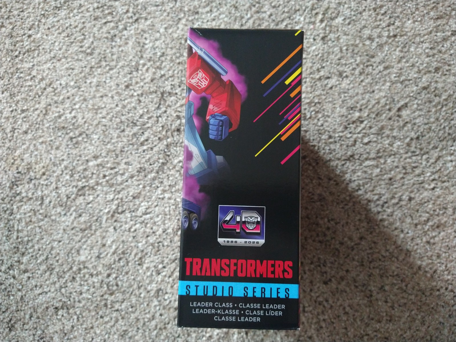 OPTIMUS PRIME BATTLE DAMAGED TRANSFORMERS THE MOVIE STUDIO SERIES MTMTE