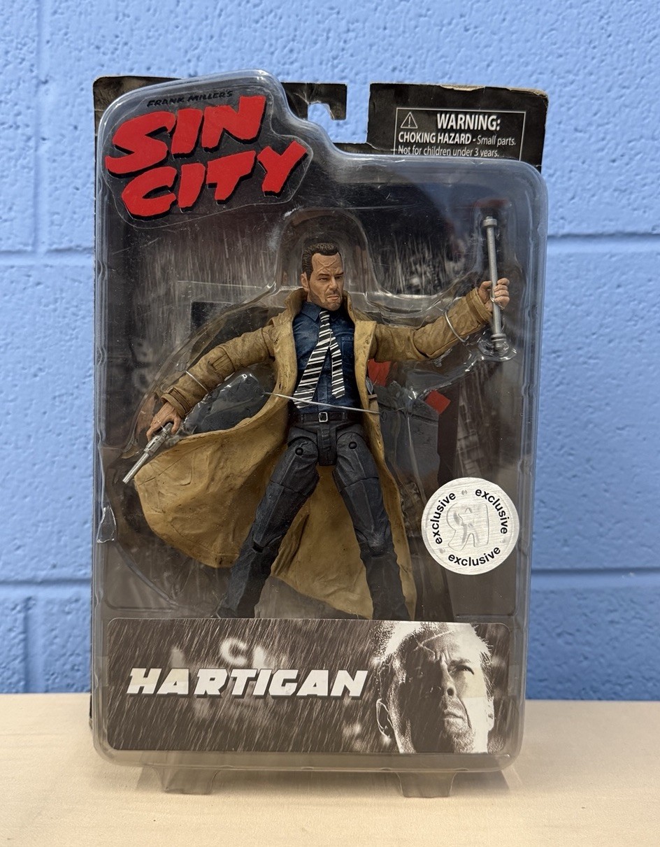 Sin City HARTIGAN Bruce Willis 8” Diamond Select Toys Toys R Us Exclusive NIP