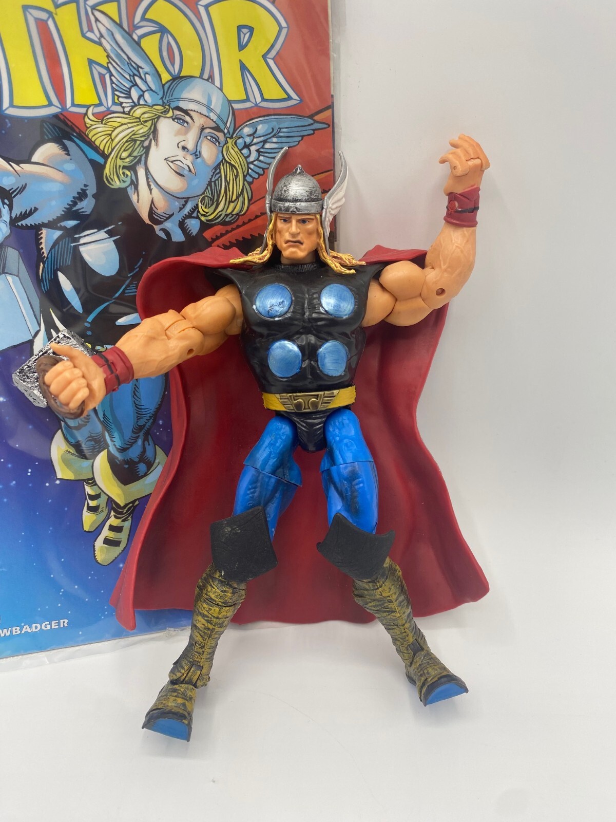 Marvel Thor Figure w/ Display Base & Mighty Thor #39 Comic Book Lot (P)