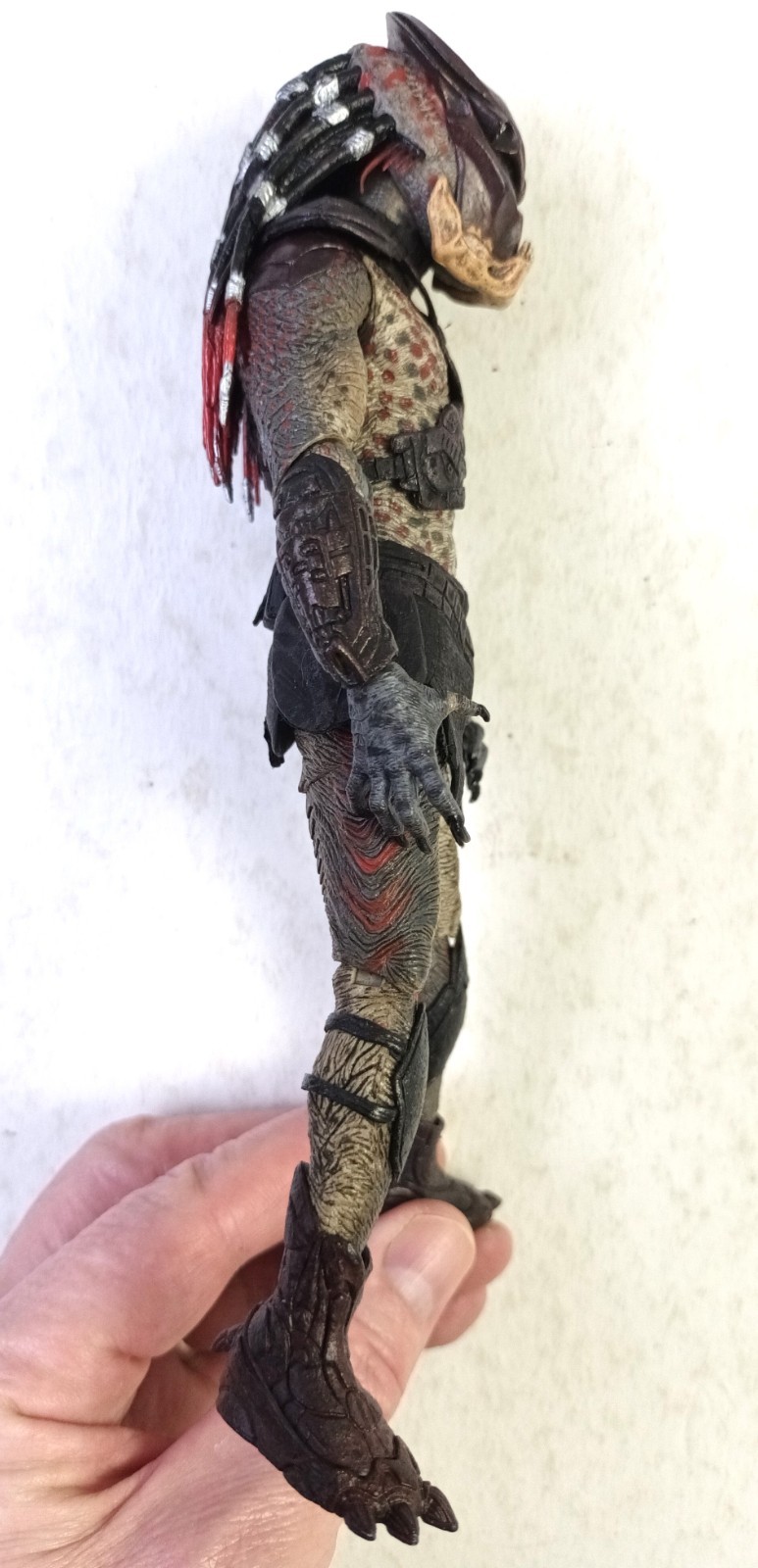 PREDATOR MASKED BERSERKER ACTION FIGURE NECA 20CM. RARE. PREDATORS 2010 GOOD