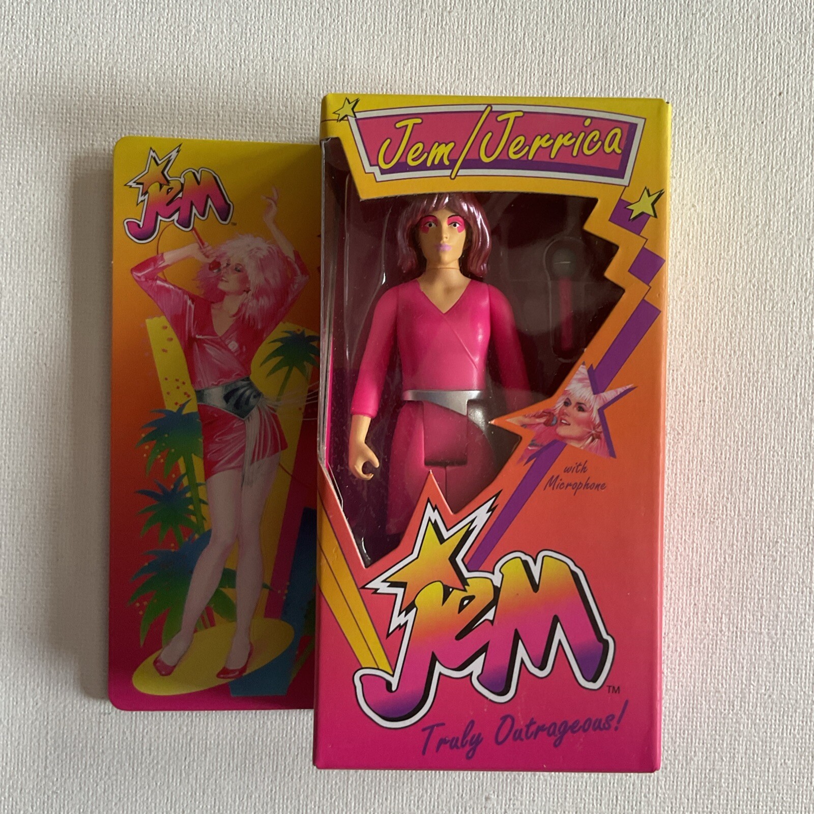 Super7 Reaction Figures Jem & the Holograms Jem/Jerrica Retro Box – 2022 SDCC