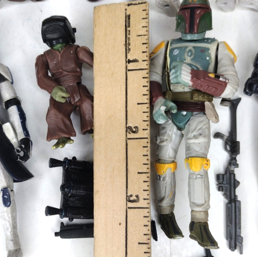 STAR WARS 2004-2008 Miniature Action Figures Hasbro Lot of 9 w Assorted Weapons