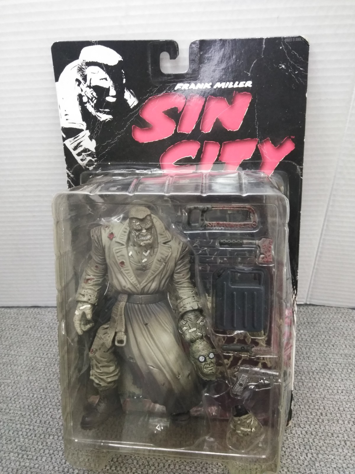 Frank Miller&rsquo;s Sin City Marv Black & White Action Figure 1998 McFarlane Toys NEW