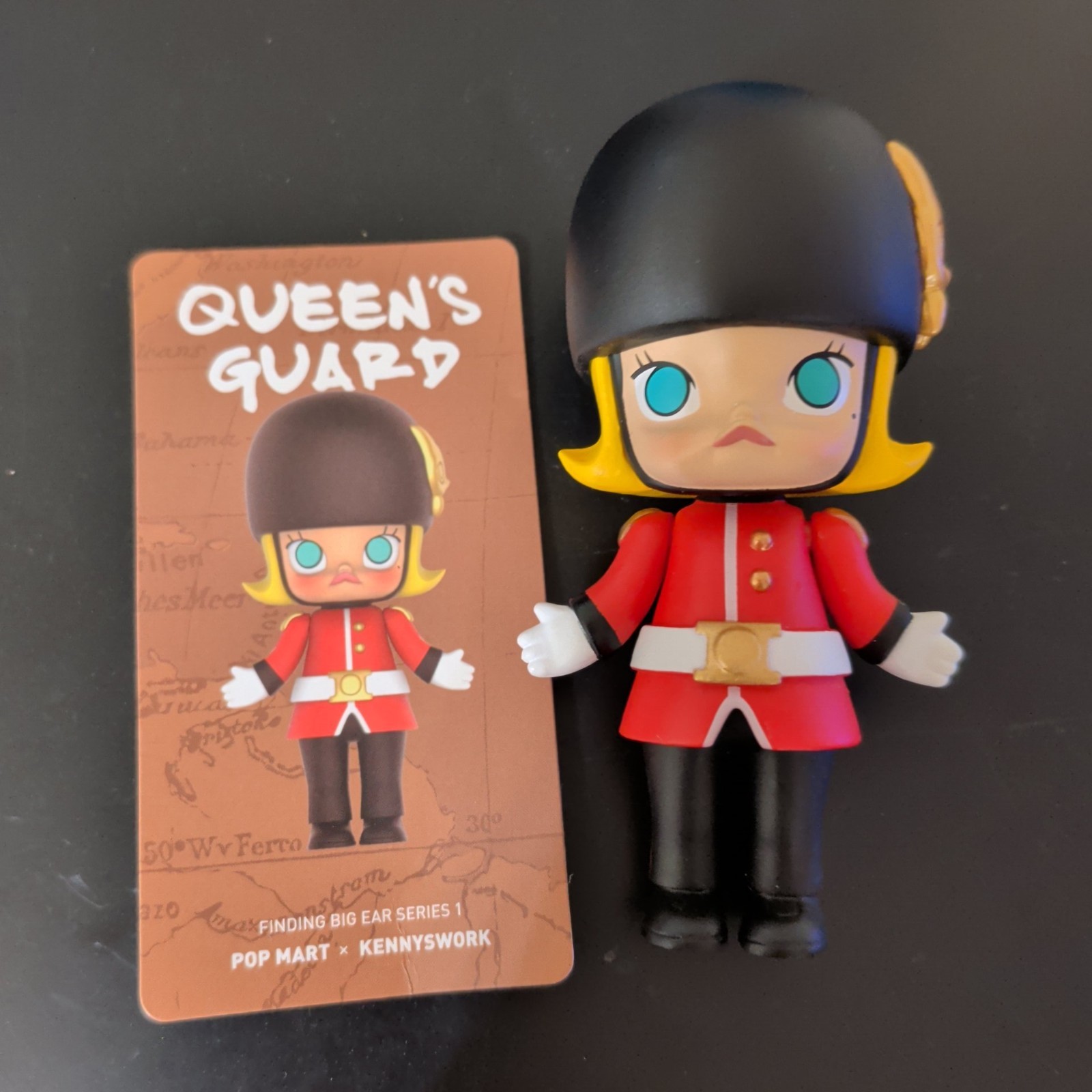 Pop Mart KENNYSWORK Molly Queen&rsquo;s Guard Model Mini Figure