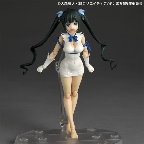 Kaiyodo Revoltech Hestia Figure Is It Wrong to Try to Pick Up Girls in a Dungeon