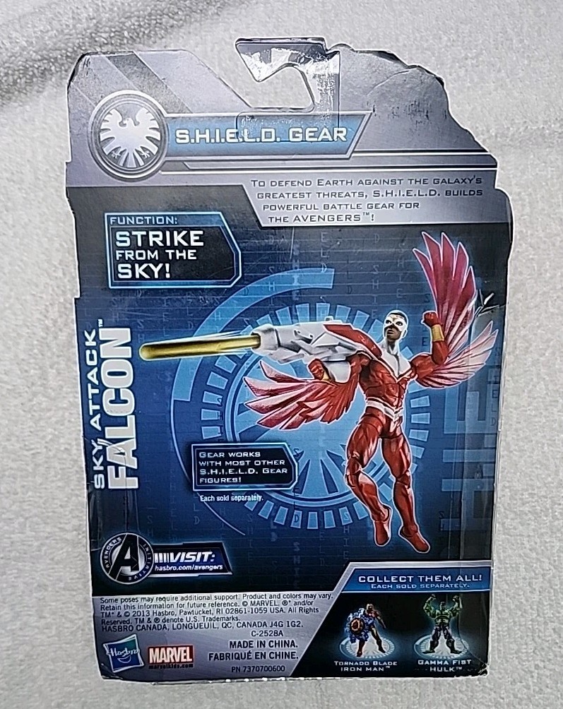 Marvel Avengers Assemble Sky Attack Falcon Shield Gear 4” Action Figure New MOC