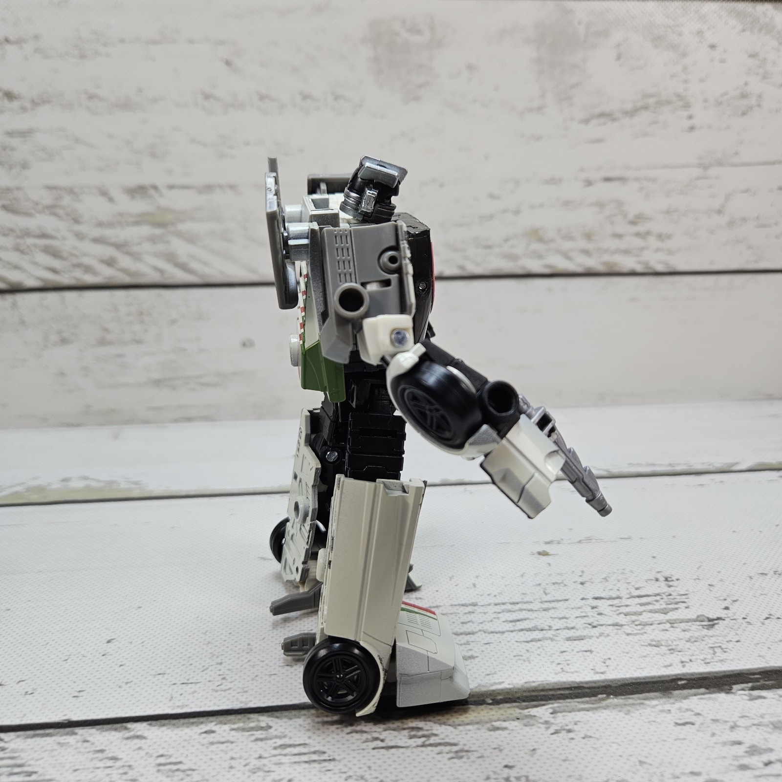 Transformers War For Cybertron Wheeljack Deluxe 2020 Netflix 5&Prime; Figure Hasbro