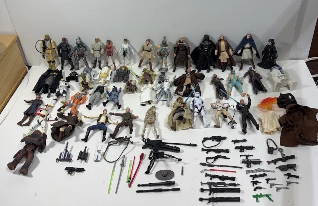 Star Wars 3 to 4in Action Figures Mixed Lot 44 / Weapons Accessories Hasbro