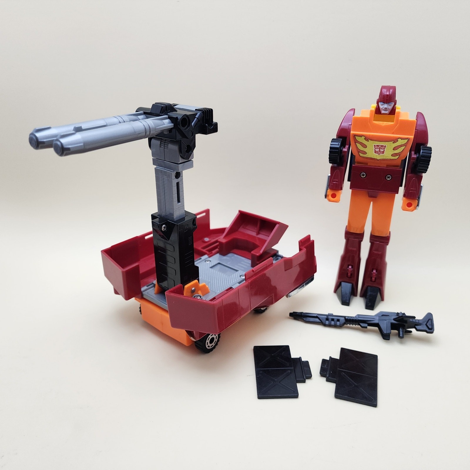 TRANSFORMERS G1 (Vintage 1986) RODIMUS PRIME 6&Prime; Action Figure [NEAR COMPLETE]