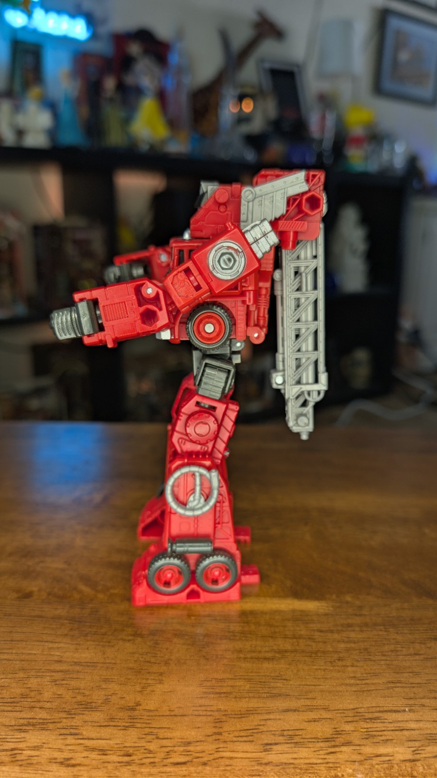 Transformers War For Cybertron WFC Kingdom Voyager Class Inferno Missing Gun