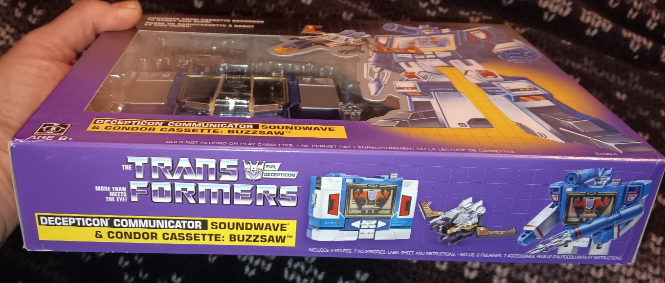 Transformers G1 Decepticon Soundwave Buzzsaw 2018 Walmart Reissue cassette NEW!