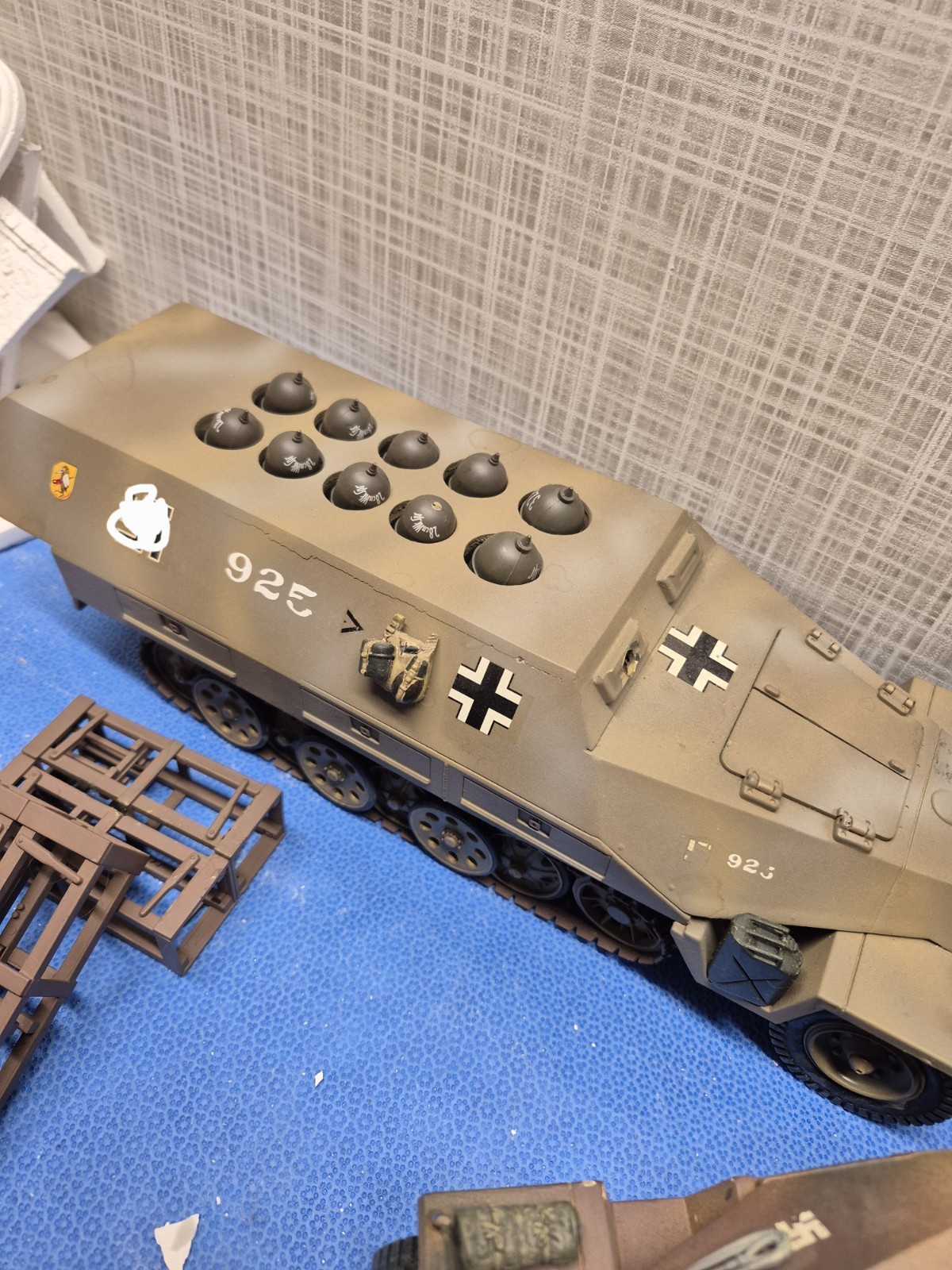 1:18 WWII custom 21st century halftrack.