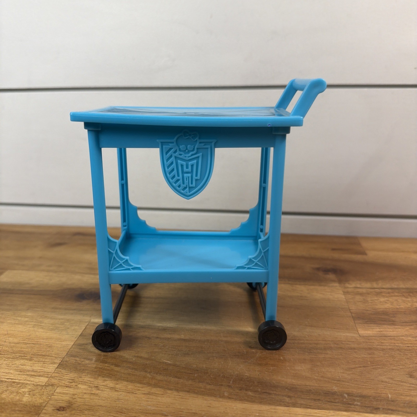 2011 Monster HIGH SCHOOL Playset Accessories BLUE Science LAB CART Ships Fast!