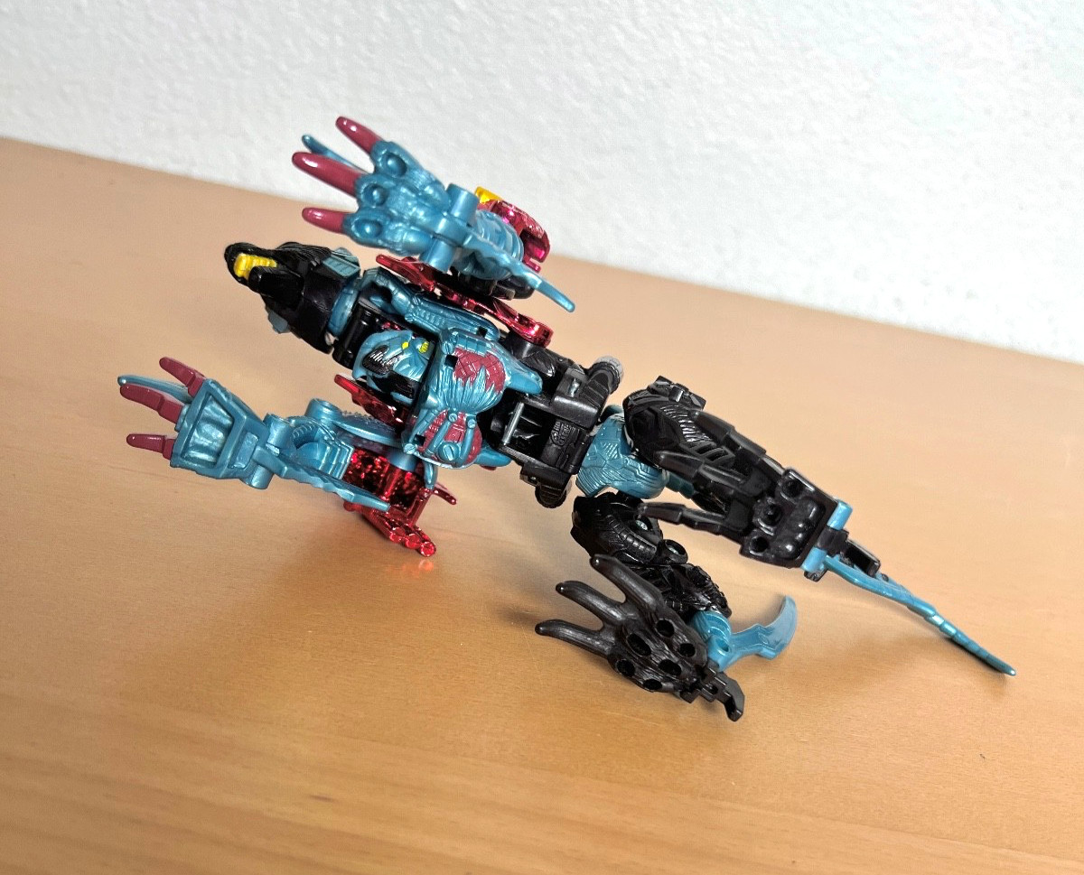 1999 Hasbro Transformers Beast Wars Transmetals Jawbreaker Hyena Action Figure