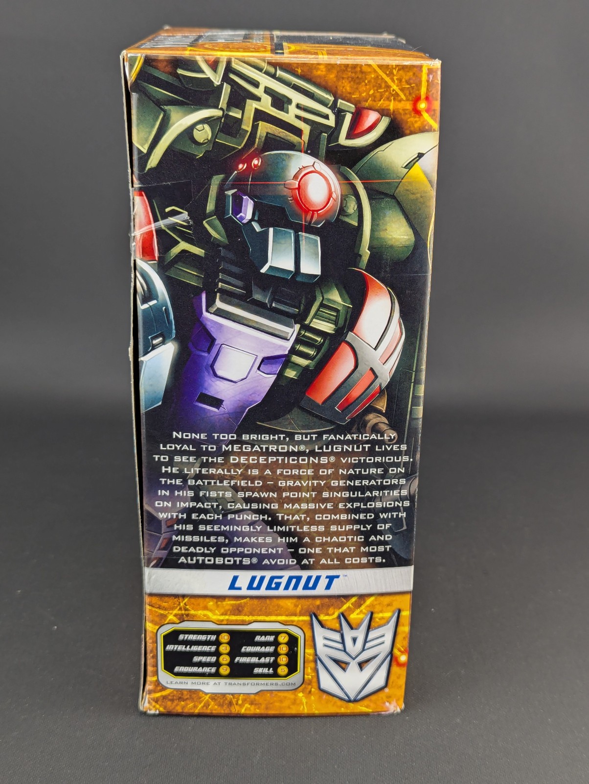 Transformers Reveal The Shield Lugnut SEALED Hasbro RTS 2010 Generations