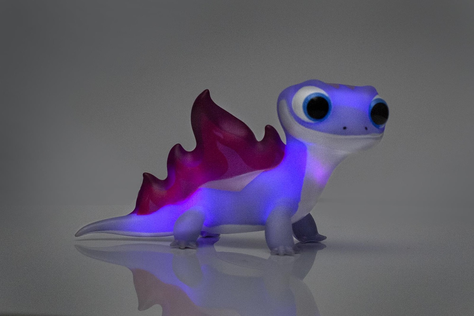 Frozen 2 Color-Changing Bruni Salamander 6 Inch Mood Lights | Set of 2