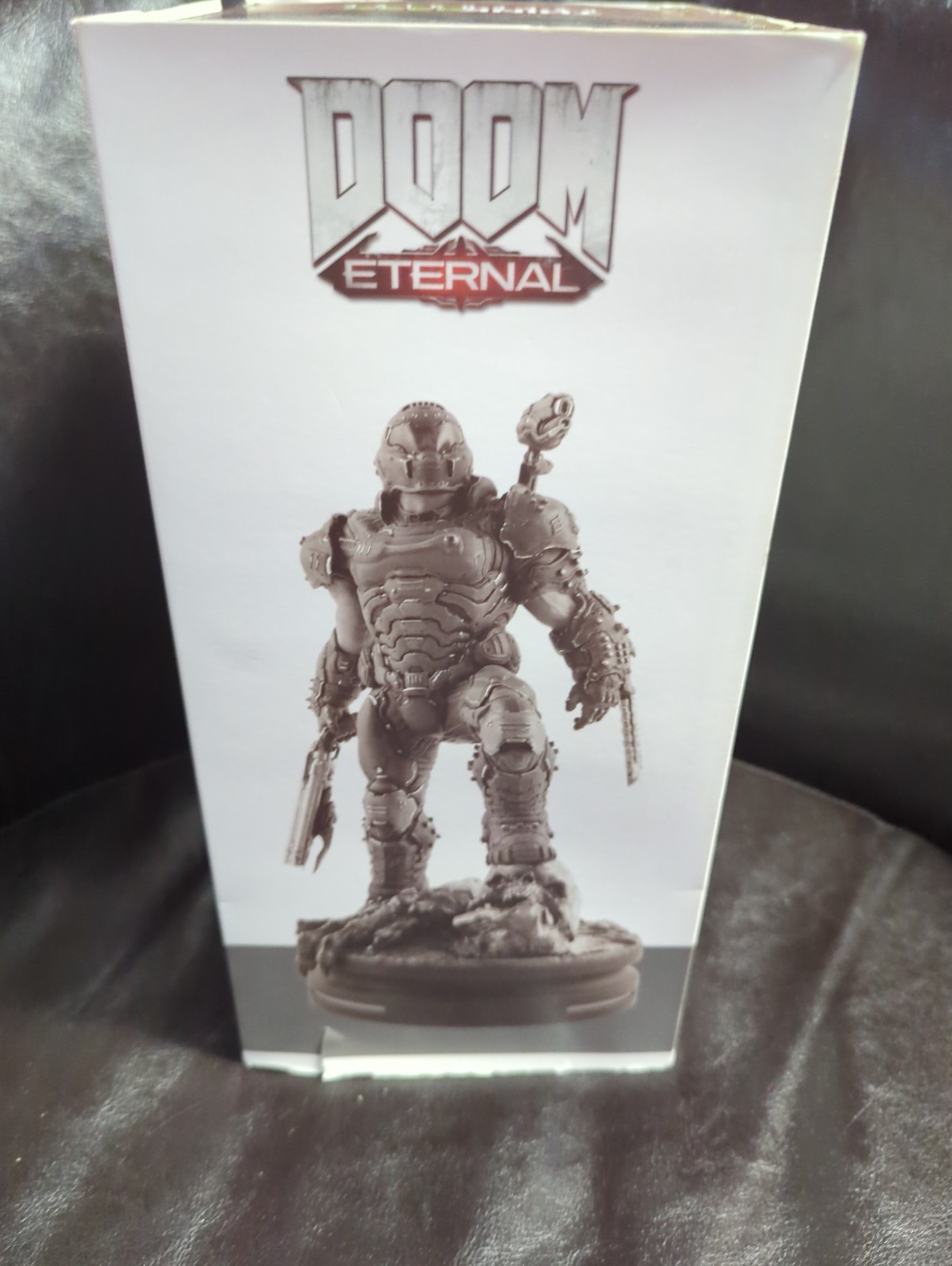 ThinkGeek 10in Doom Slayer Statue – New But Open Box