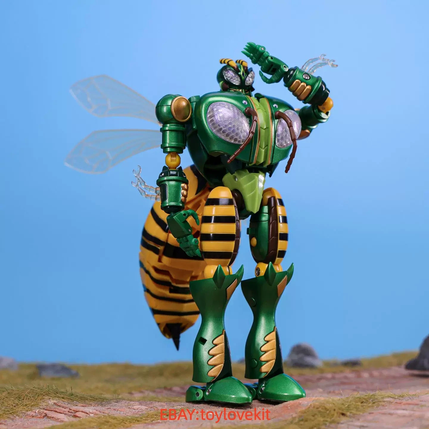 Robot Toys RT-D02 Transforms BW Beedrill Waspinator Action Figure STOCK 6.5&Prime;