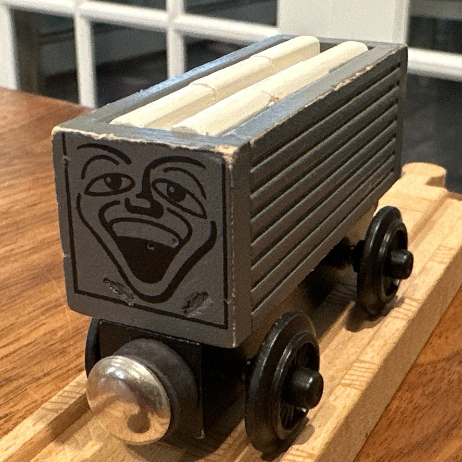 Thomas & Friends Wooden TROUBLESOME TRUCK Painted Face w/ Flat Magnet USA Seller