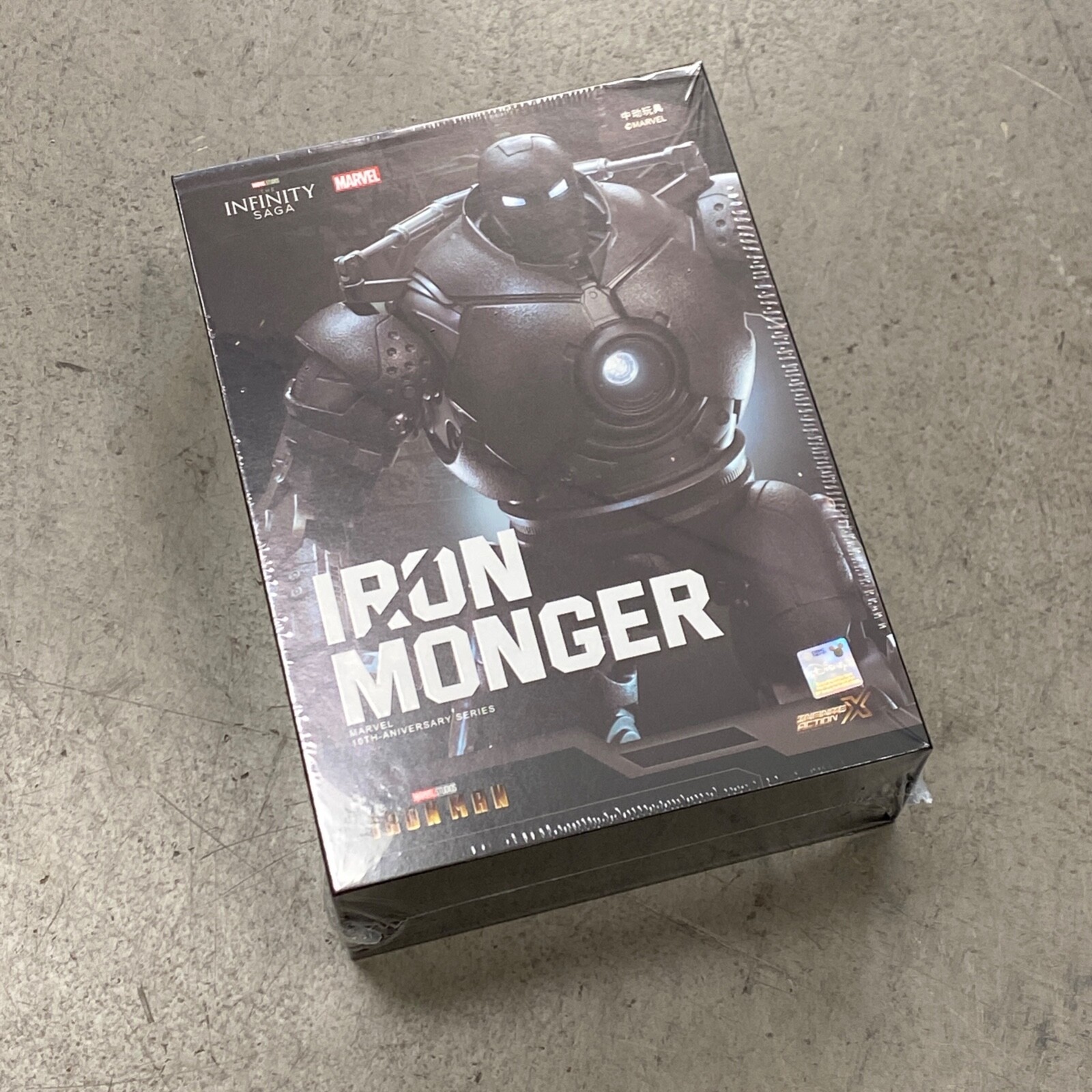 1915-01: ZD Toys Marvel Iron Man Iron Monger 9&Prime; action figure (LED Ver.)