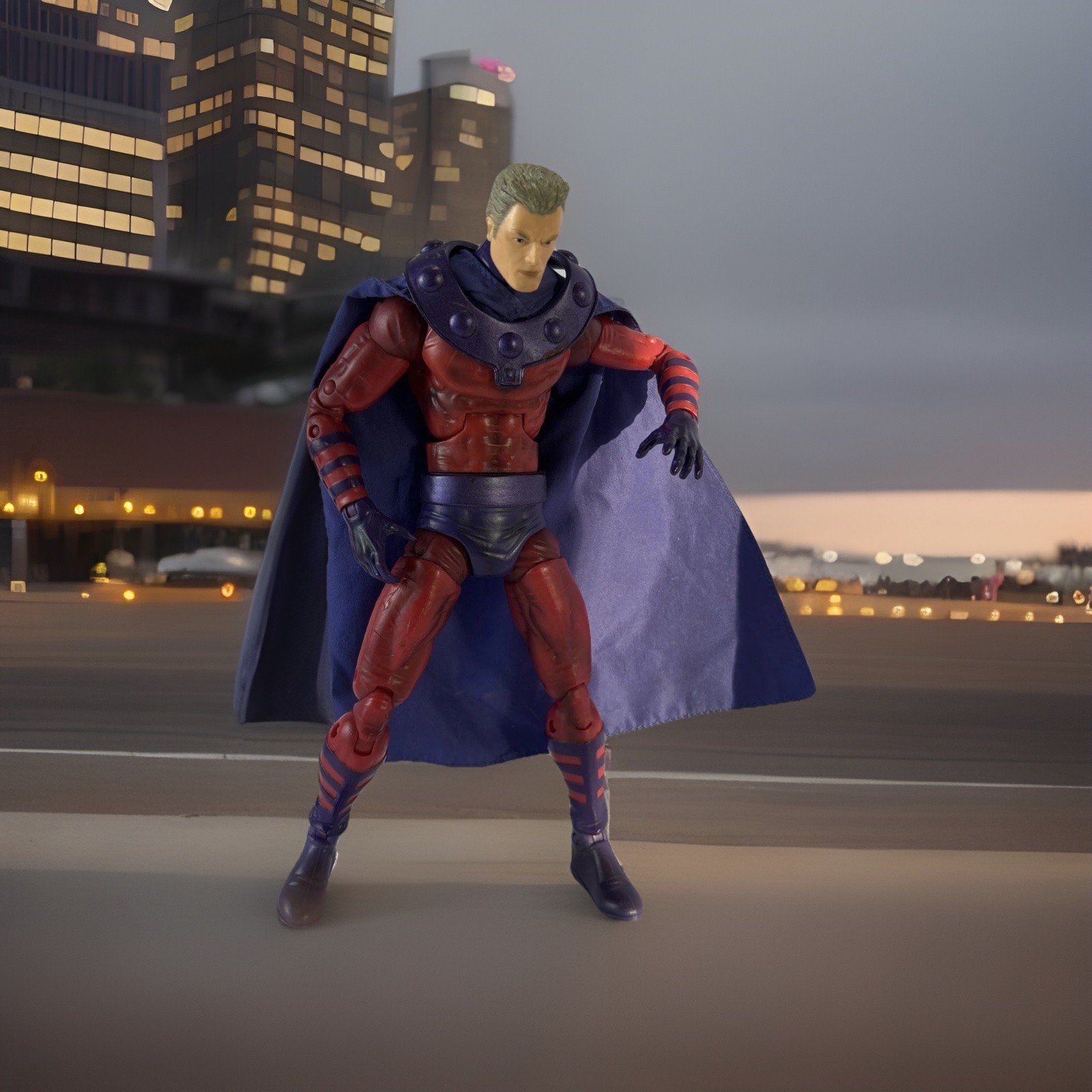Hasbro Marvel Legends Icons Series: MAGNETO 12&Prime; Action Figure 2006 No Helmet