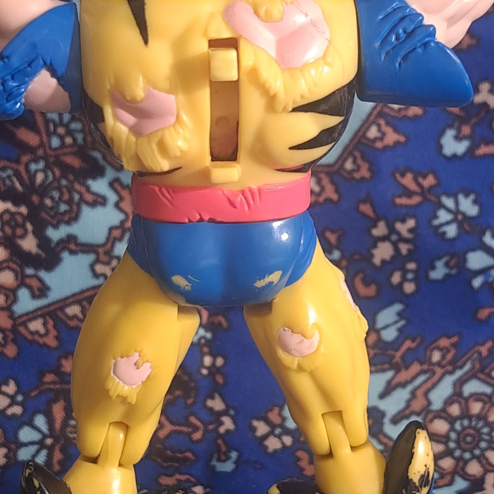 Marvel X-Men Battle Ravaged Wolverine & Captive Sabretooth 5” Toybiz 1995 LOT