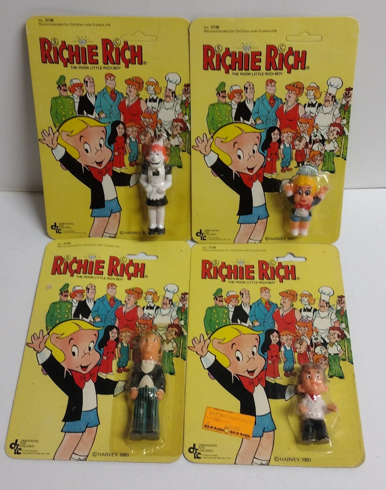 @@ULTRA RARE@@ Lot of 4 1981 MOC  » Richie Rich  » Carded figures. RARE and UNIQUE