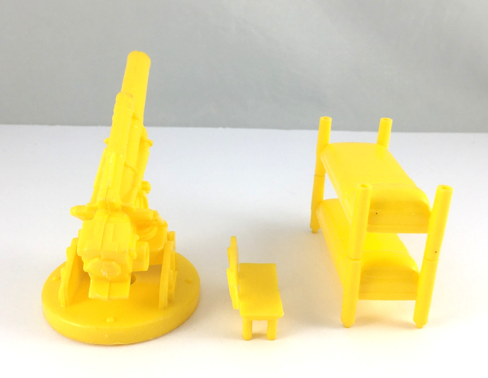 Marx Navarone Cannon, Bench & Bunkbeds Vintage 1970s WWII Playset Accessories