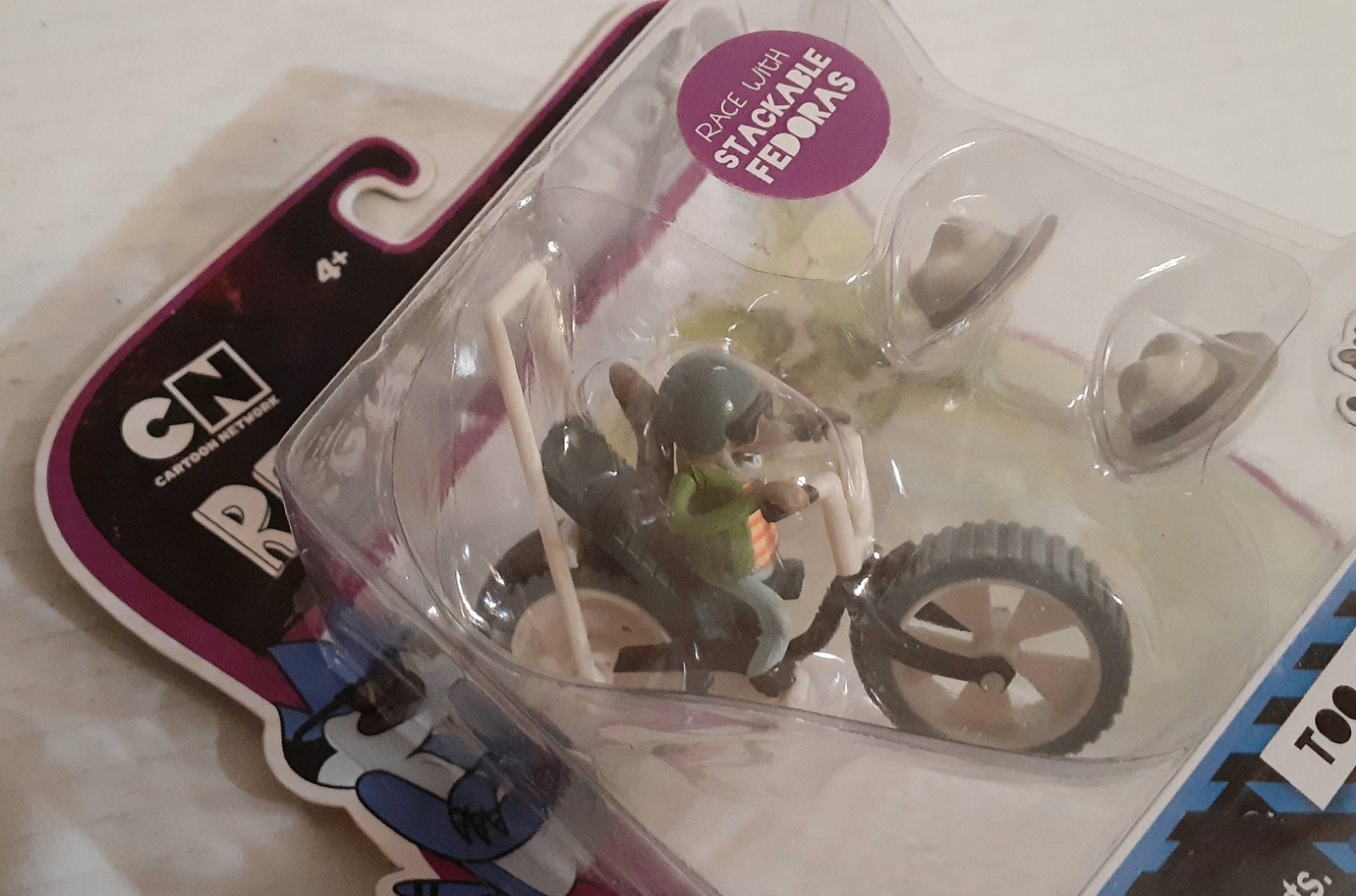 Regular Show Too Cool Rigby with Custom Cruiser – New Jazwares