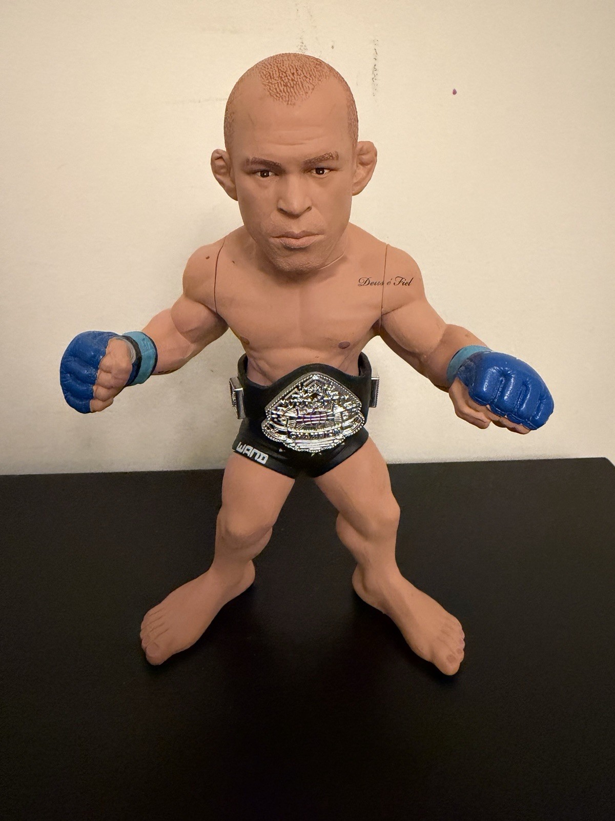 Wanderlei Silva PRIDE Champion UFC Round 5 Figure w/ PRIDE Belt MMA 2010