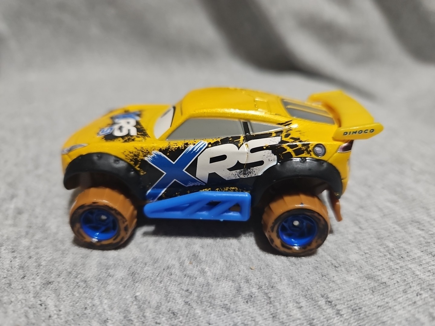 Disney Pixar Cars XRS Mud Racing Cruz Ramirez Car Mattel