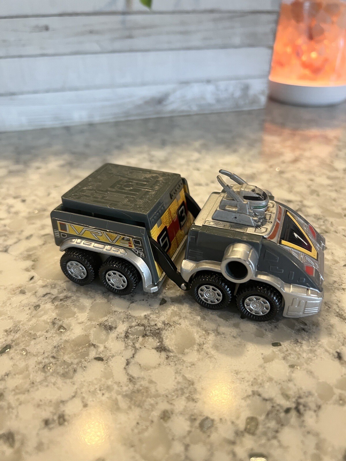 Mighty Morphin Power Rangers Artillatron Turbo Transport 4.5in Zord Bandai 1997