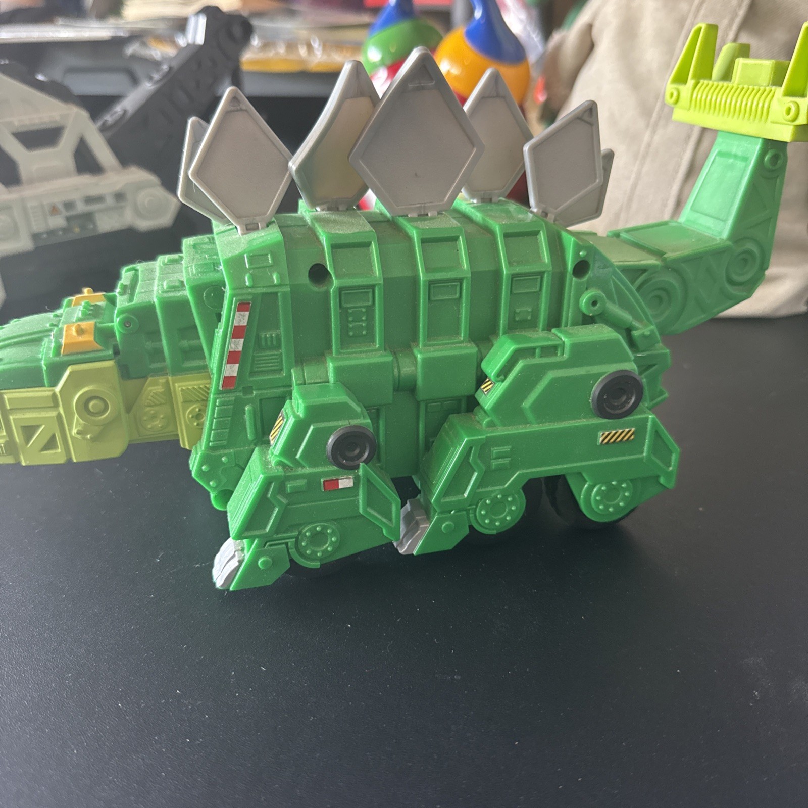Dinotrux Garby Sounds Talking Dinosaur Truck Stegarbasaurus 11&Prime; *Needs Batteries