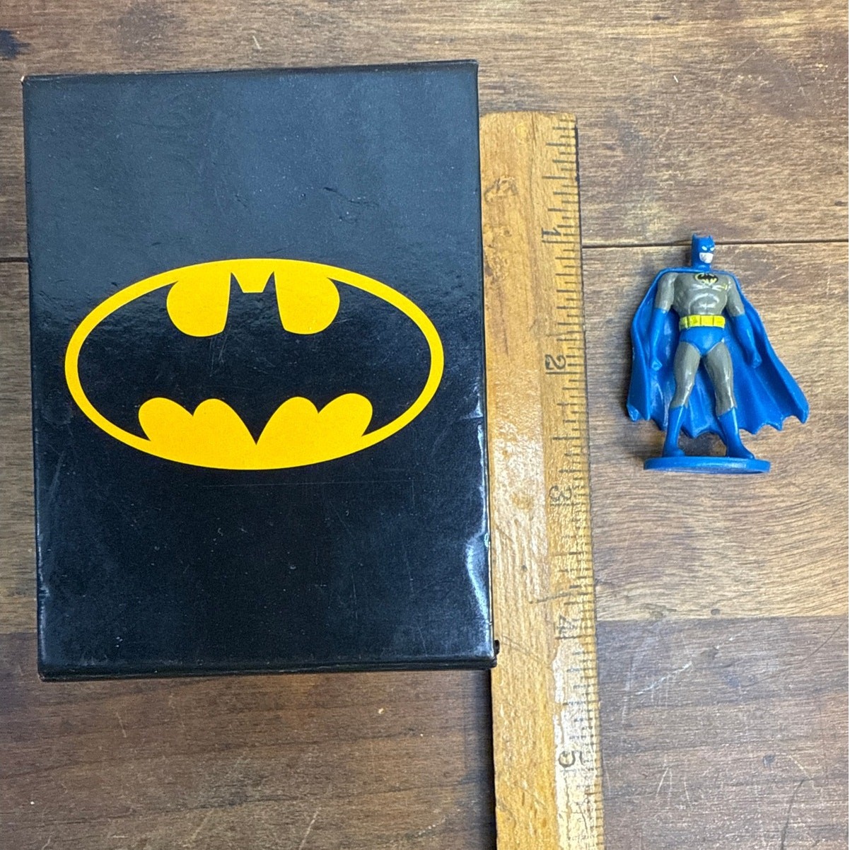 DC Comics (S12) Batman Miniature Plastic Figurine Toy Cake Topper With Box (S14)