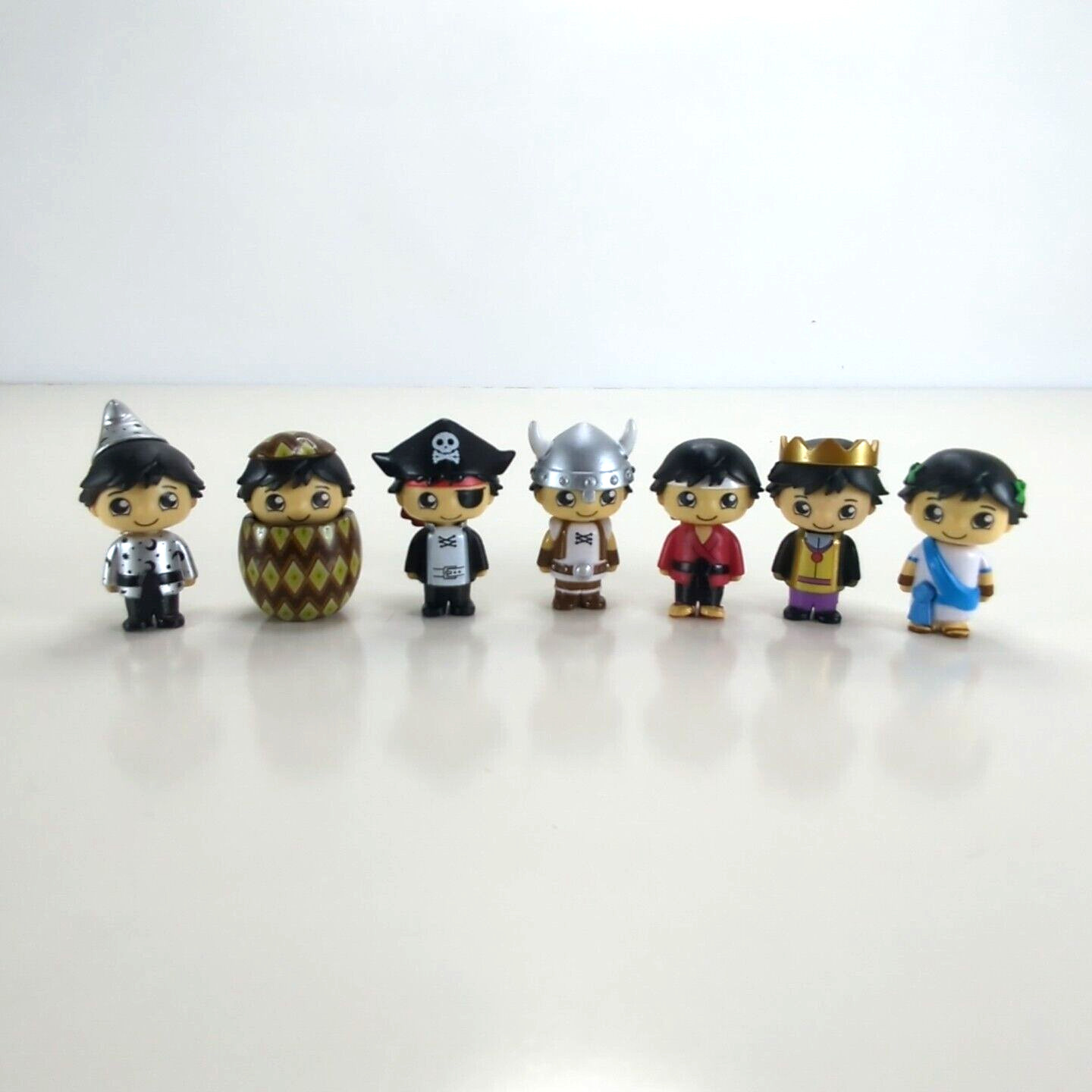 Ryan&rsquo;s World Mixed Lot Of 7 – 2&Prime; Figures Ryan Viking, Wizard, King, Greek & More