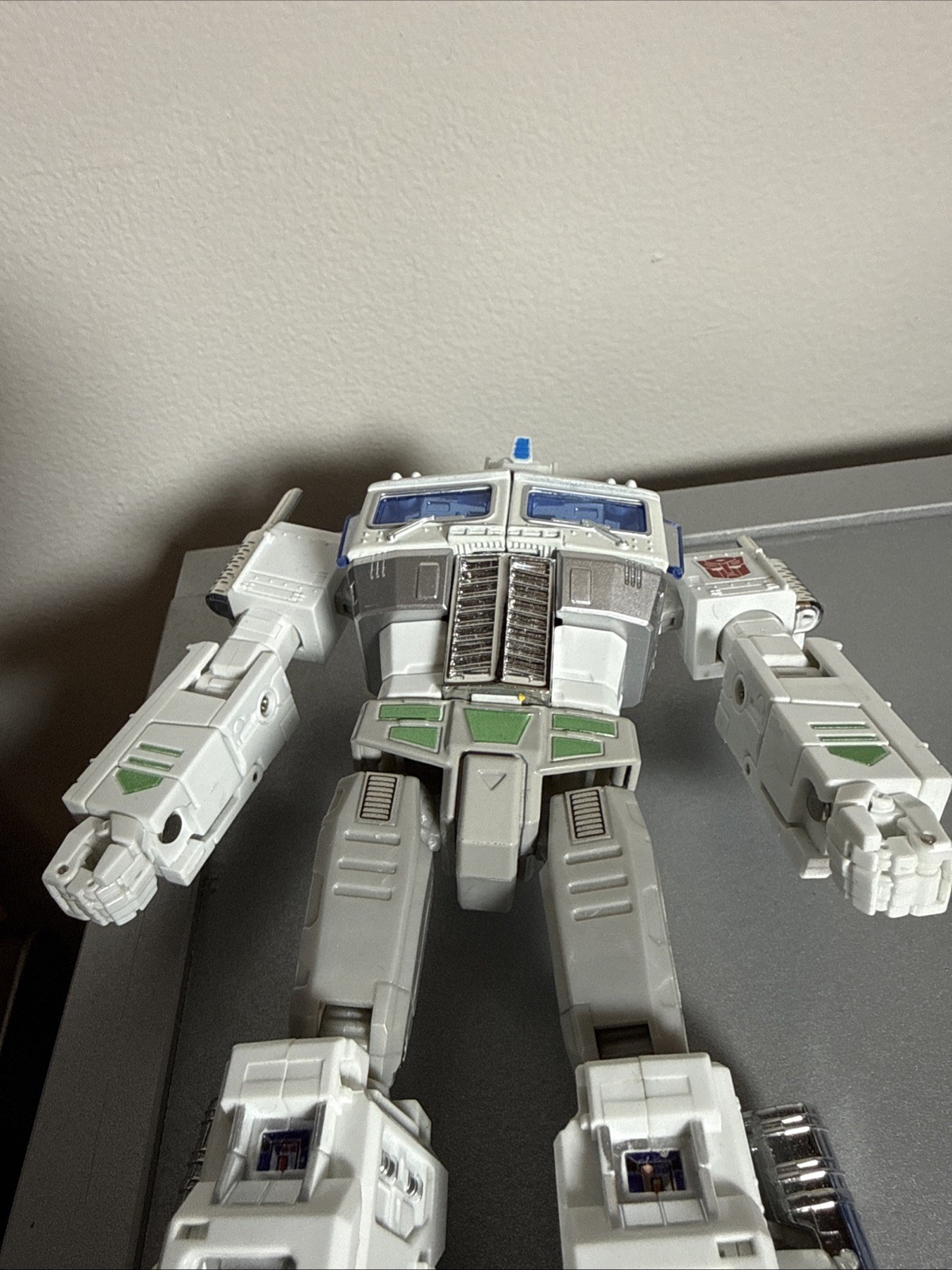 Transformers Masterpiece KO Ultra Magnus