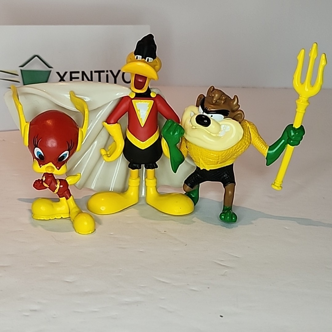Looney Tunes DC Mash-Up Figures Lot Tweety, Daffy Duck, & Taz WB 100 Years
