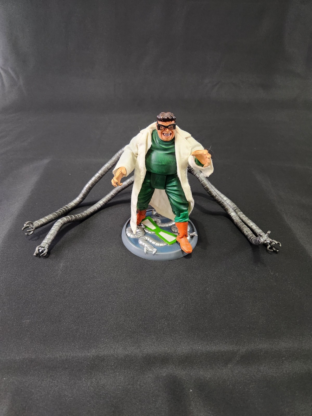 Toy Biz Marvel Legends Sinister Six Dr. Octopus Figure Doc Ock Spider-Man 2004