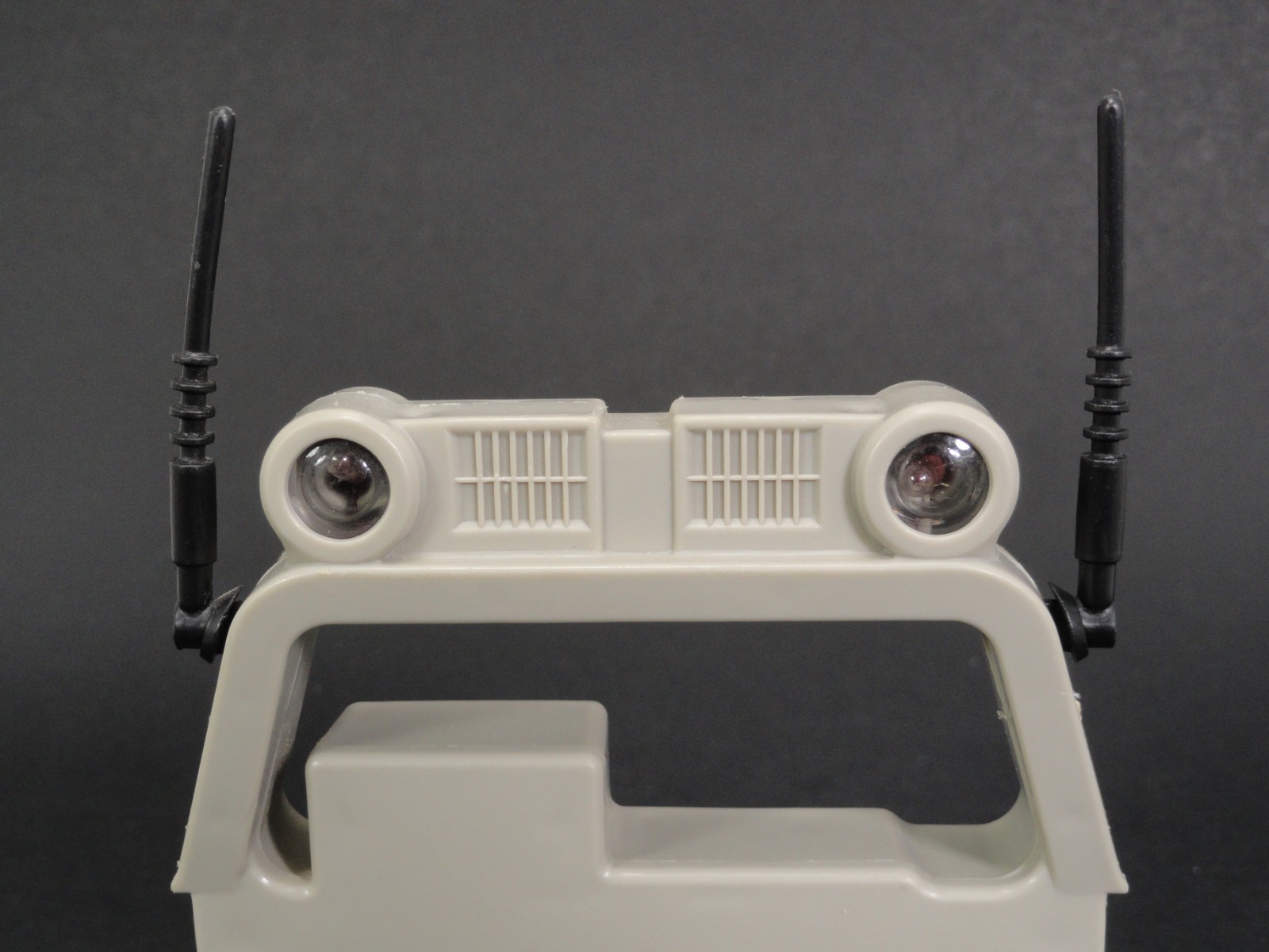 Jurassic Park Lost World Ground Tracker Lights Antenna Kenner Vehicle Part